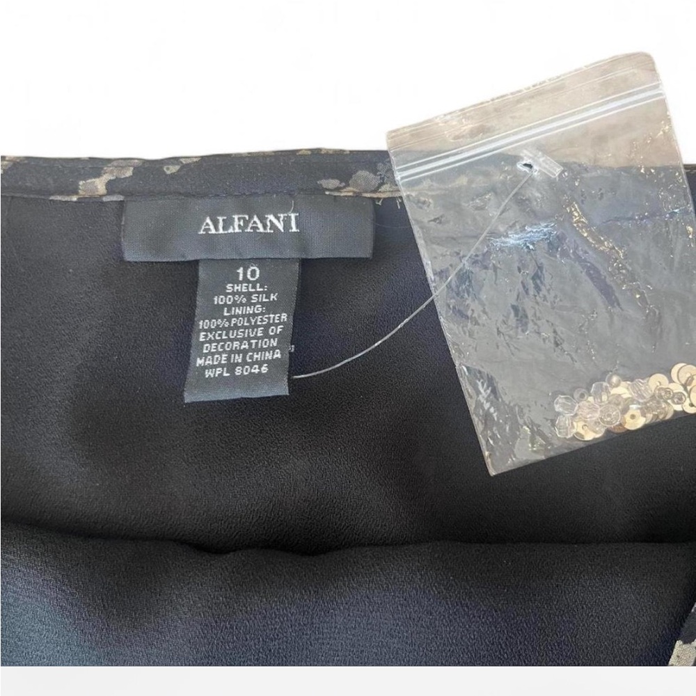 whimsical with a touch of fairy vibes Alfani silk Black Skirt size 10 - Picture 4 of 7